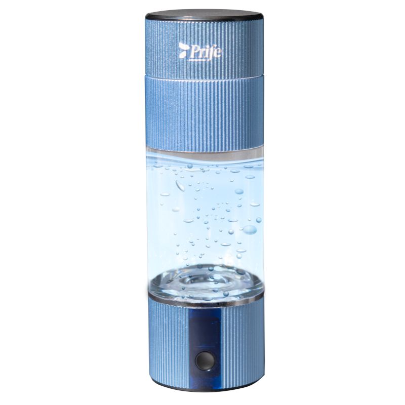 Compra de una botella de agua con hidrógeno sobresaturado